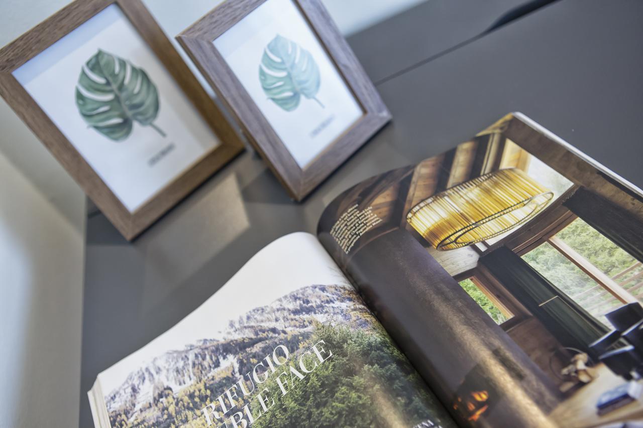 Suite Vogue Stazione Voghera Bagian luar foto